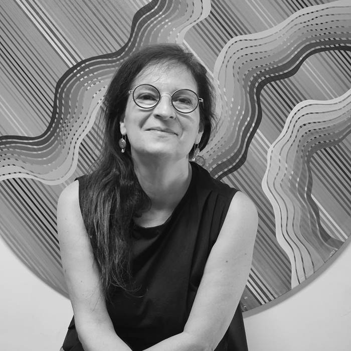 Ana Marlene Lima, pintor en la galería zet