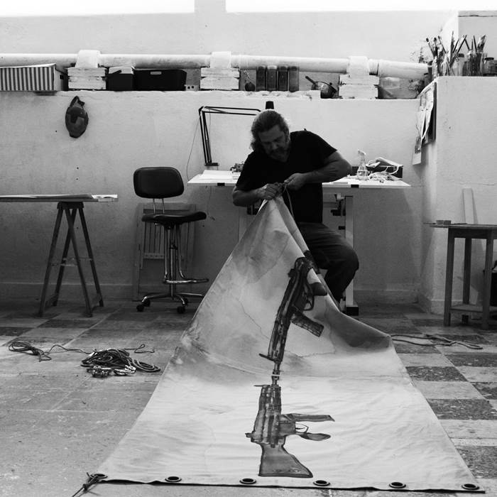 Gabriel Garcia, pintor en la galería zet