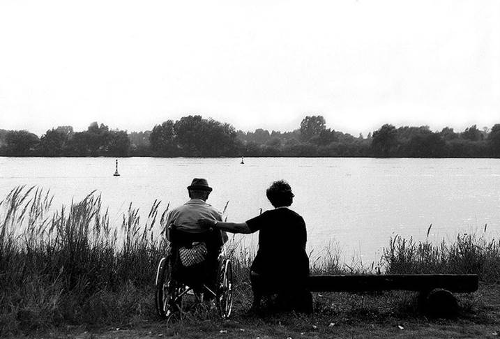 Sad Couple, original B&N Cosa análoga Fotografía de Heinz Baade