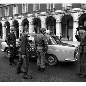 Lisboa, 25 de Abril de 1974 / Lisbon, April 25th, 1974, original Homme Analogique La photographie par Alfredo Cunha