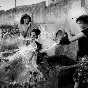 Amadora, 1972, original Human Figure Analog Photography by Alfredo Cunha