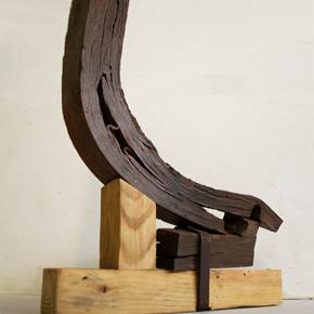 Resistência (do Absurdo), original Abstract Iron Sculpture by Ana Almeida Pinto