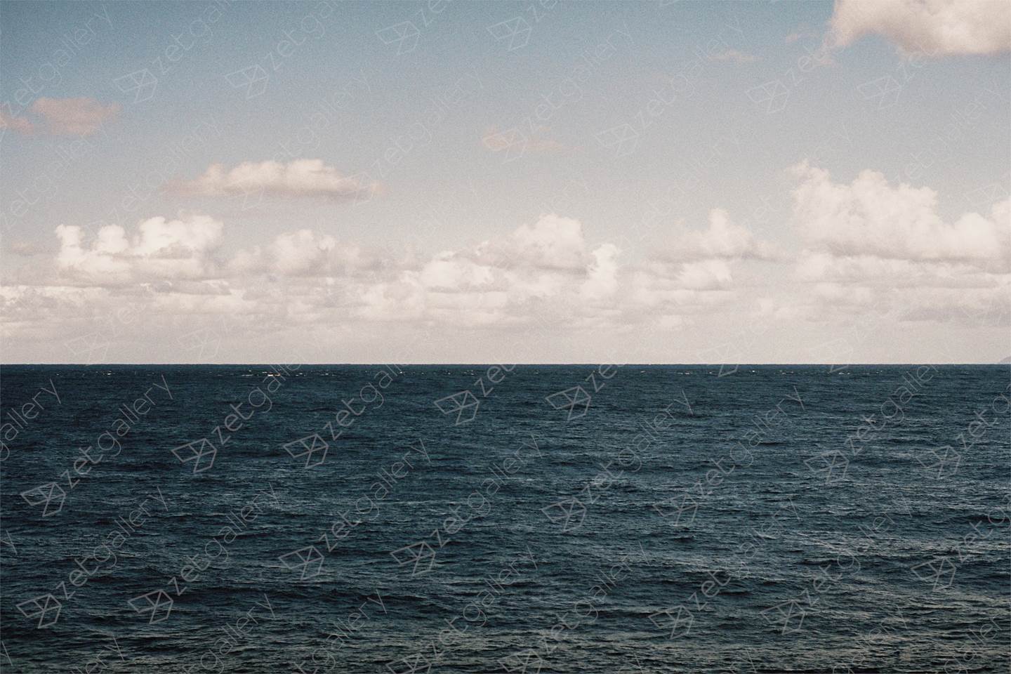 O horizonte / The horizon, original Geometric Analog Photography by Miguel De