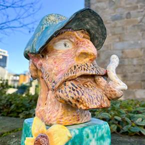 Van Gogh Contemporâneo, original Human Figure Ceramic Sculpture by Coletivo Cobalto