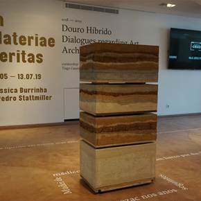 In Materiae Veritas, original Geometric Mixed Technique Sculpture by Jéssica Burrinha
