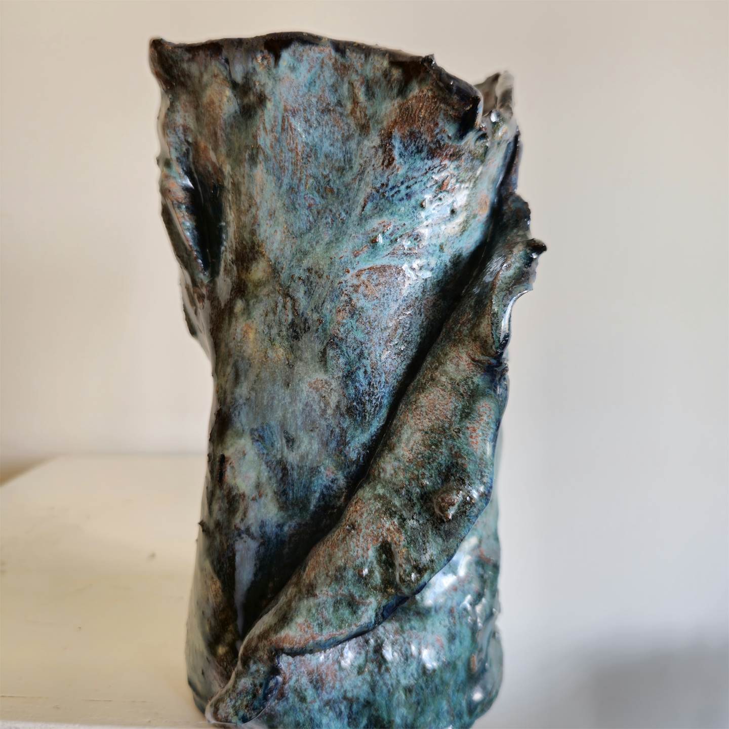 Vase I (Plant), Escultura Cerâmica Figura Humana original por Ana Sousa Santos