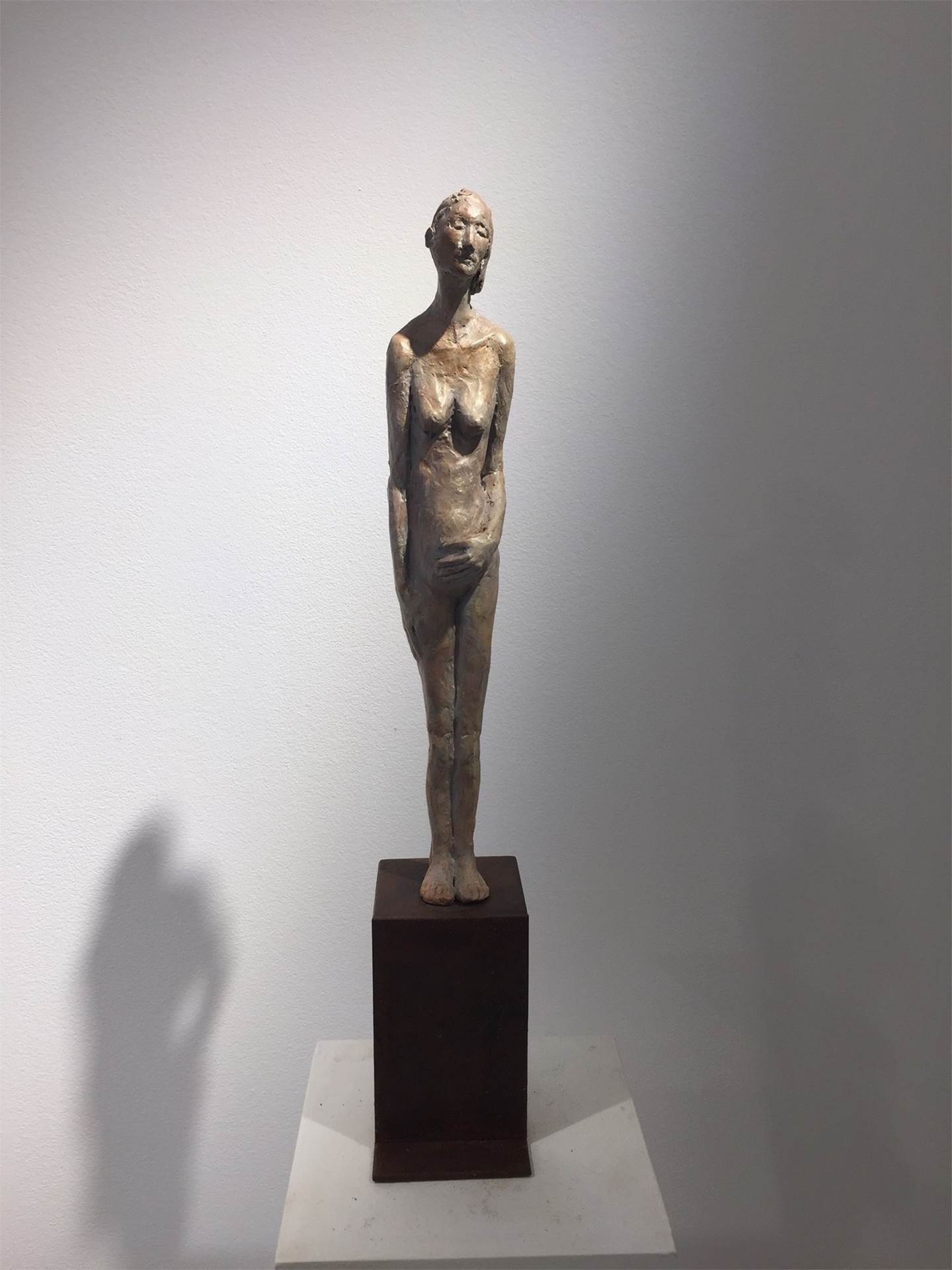 Embarazada, original Body Acrylic Sculpture by Miguel Ramón