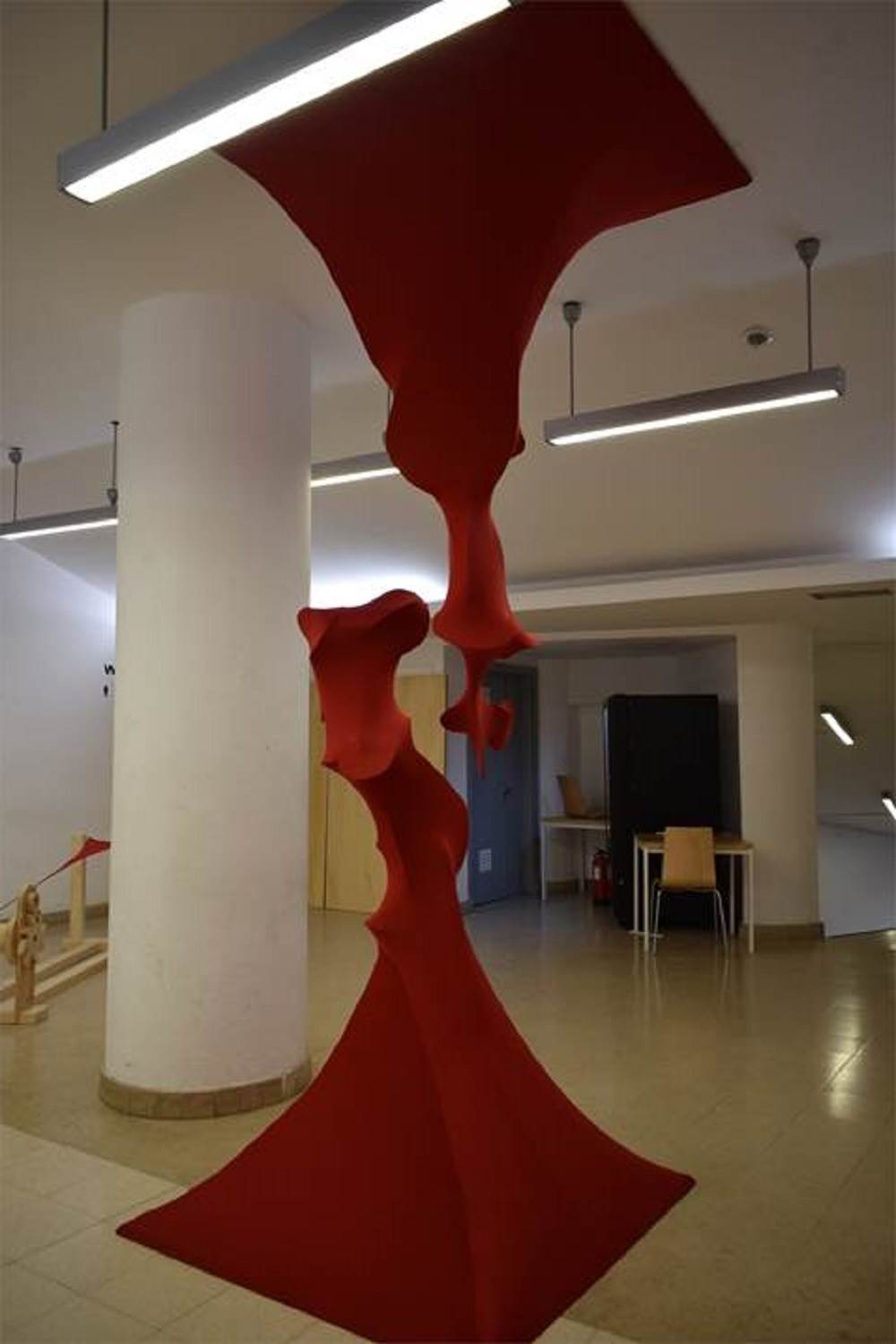 RelationShip , original Resumen Técnica Mixta Escultura de Joana Paiva Sequeira