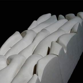 Estratos de Pensamento IV, original Abstrait Plâtre Sculpture par Jéssica Burrinha