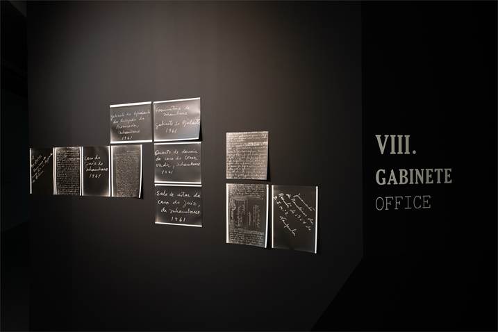 GABINETE, original Figure humaine Analogique La photographie par Délio  Jasse