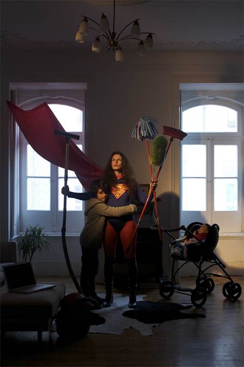 Supermom, original Figura humana Digital Fotografía de Claudia Clemente