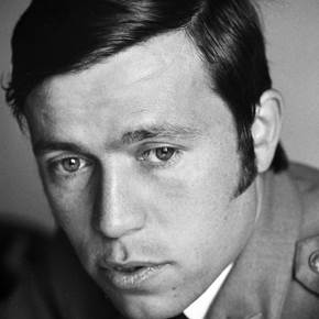 Salgueiro Maia Lisboa / Lisbon, 1974, original Man Analog Photography by Alfredo Cunha