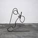Em Linha_003, original Abstrait Le fer Sculpture par Joana Lapin