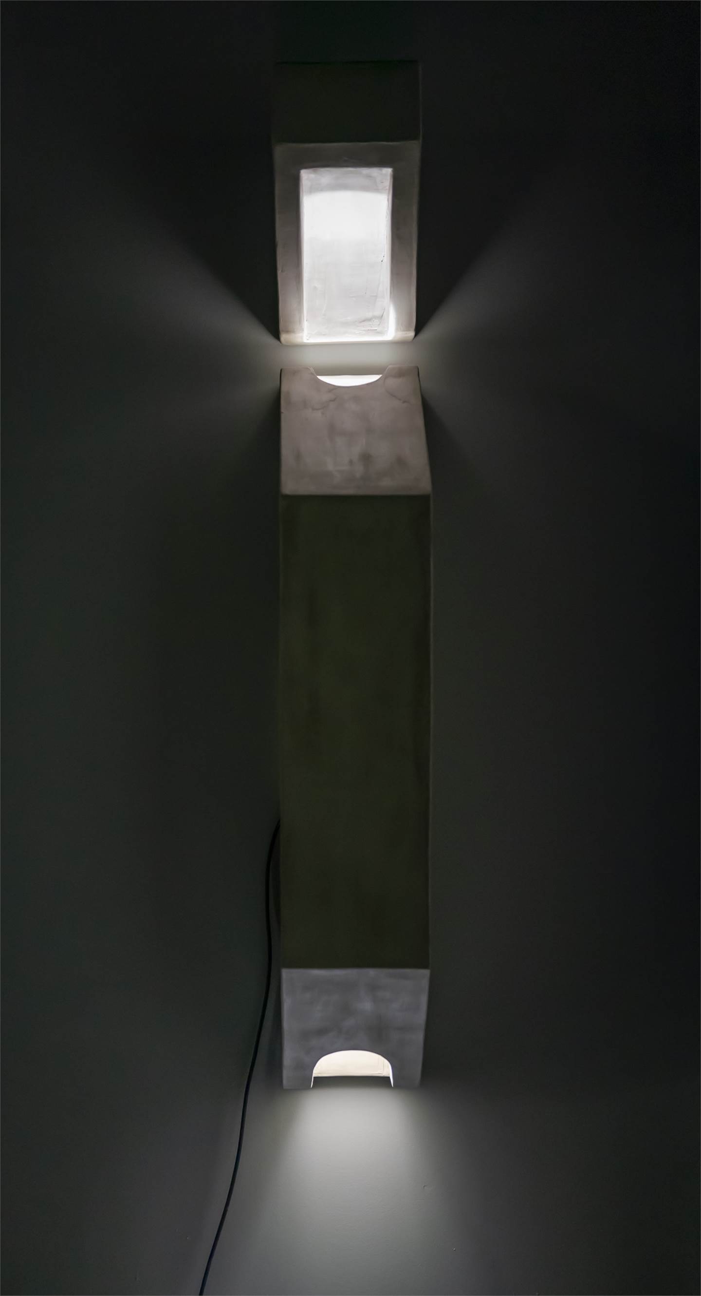Segmento transporte de luz #1, original Abstract Mixed Technique Sculpture by João Dias