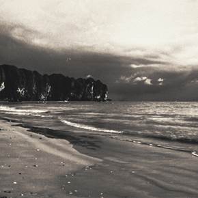Beach Lounge Hour, original Homme Analogique La photographie par Hua  Huang