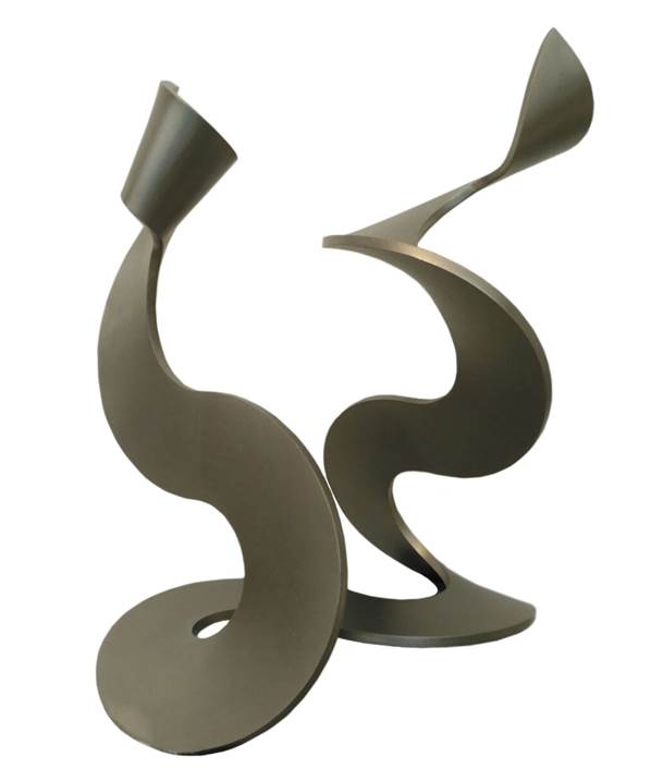 A Rianxeira (Alegoria golpear de las olas del mar), original Abstract Iron Sculpture by Juan Coruxo