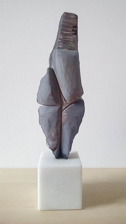 Mulher grávida, original Human Figure Marble Sculpture by Virginia  Pinto