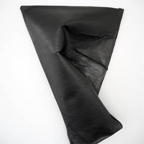 Unbreathable (Irrespirável), original Abstrait Technique mixte Sculpture par Inês  Osório 